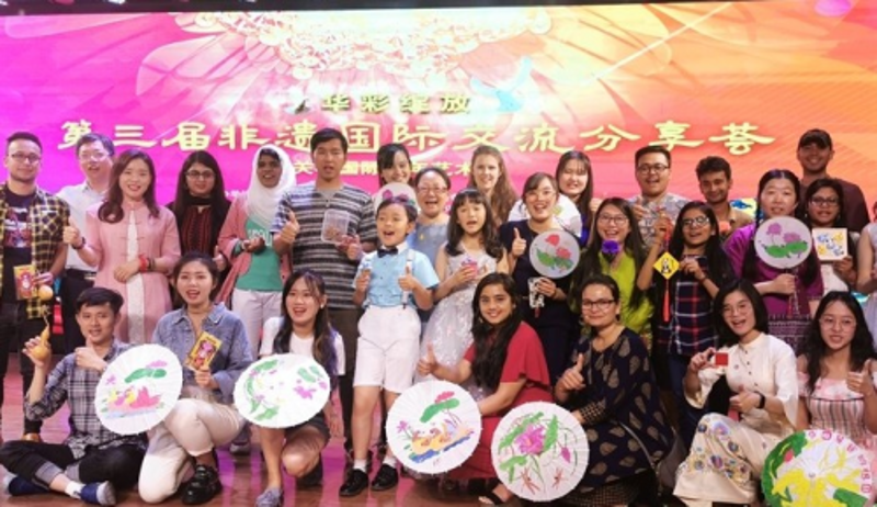 构建企业名片：选择合适的企业形象设计